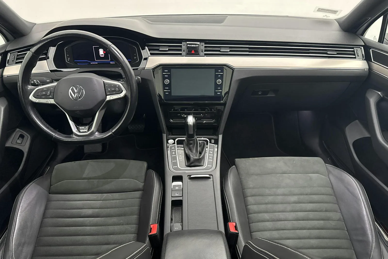 Volkswagen Passat bild 6