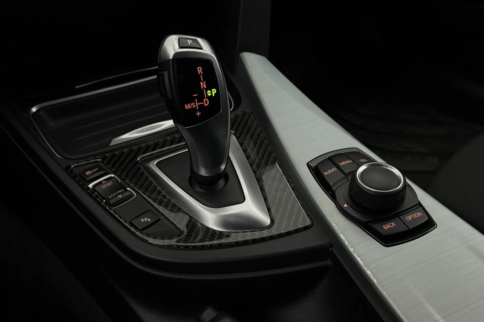 BMW 320 bild 12