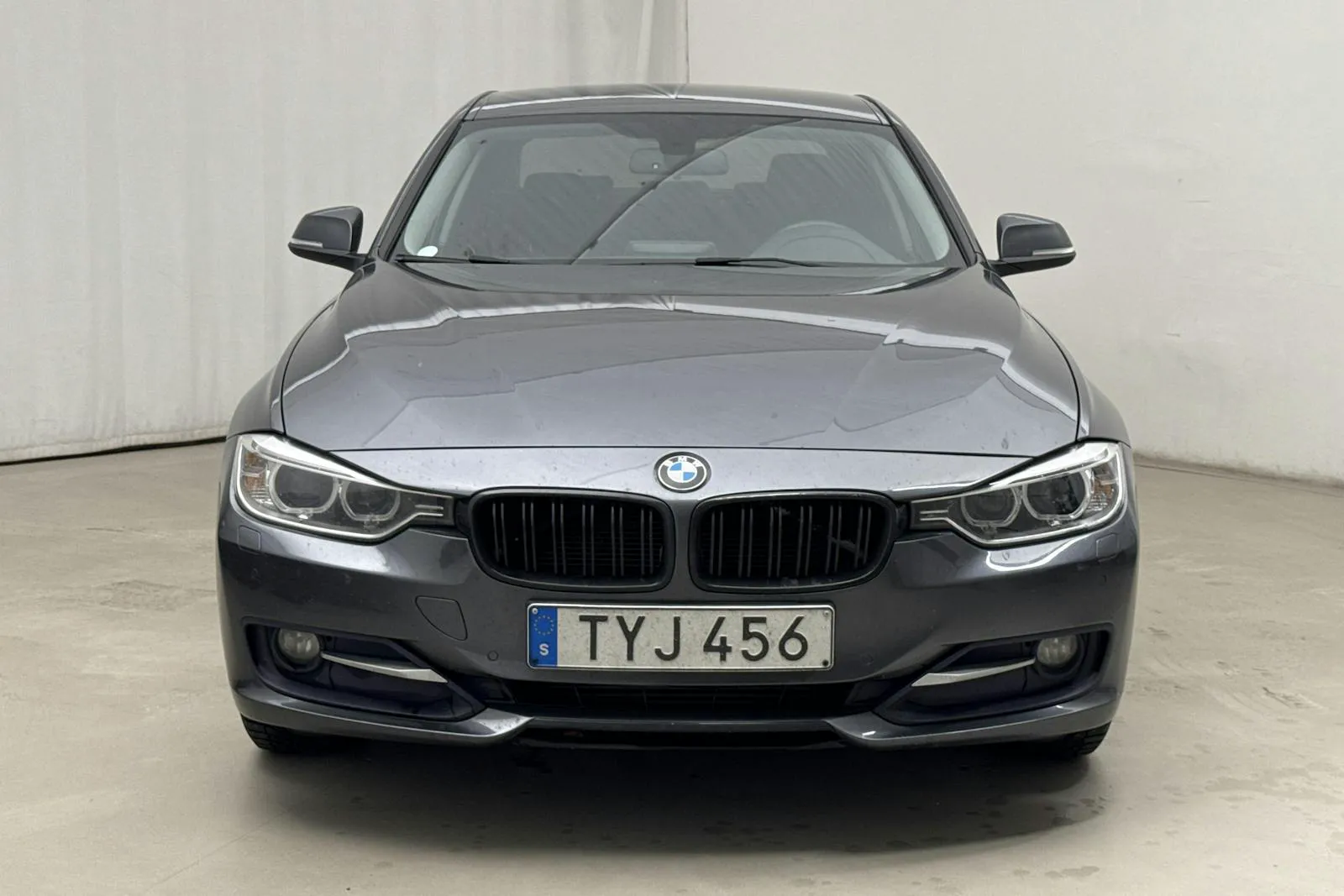 BMW 320 bild 4