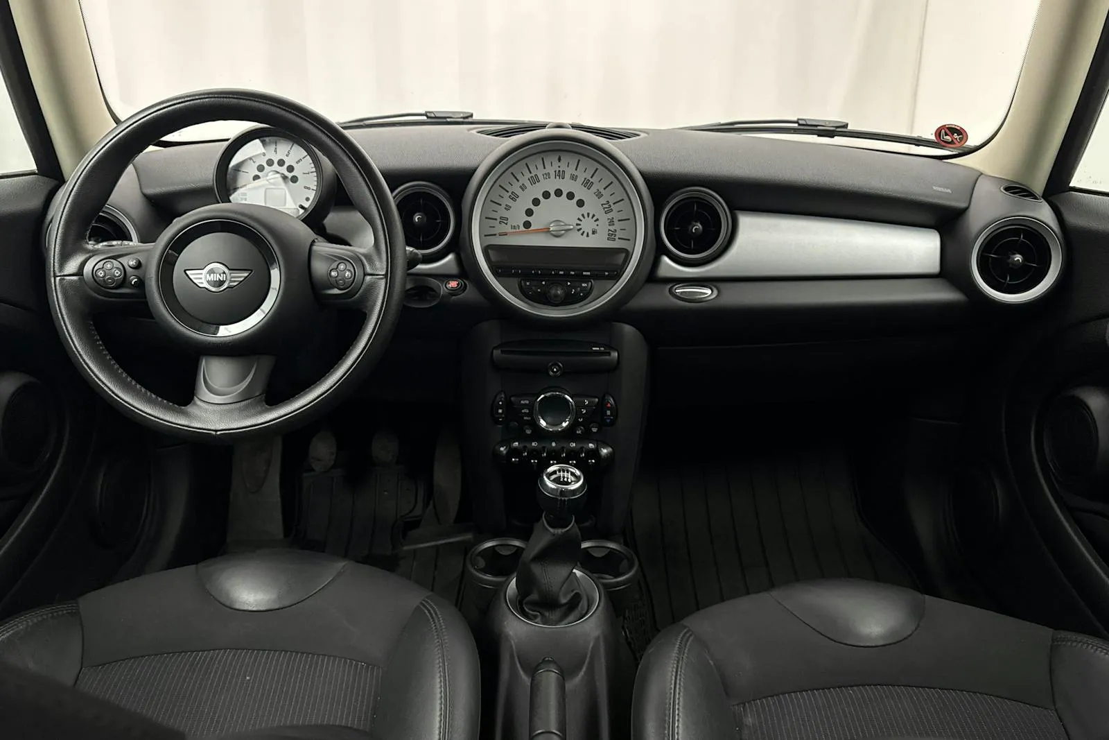 MINI One bild 6