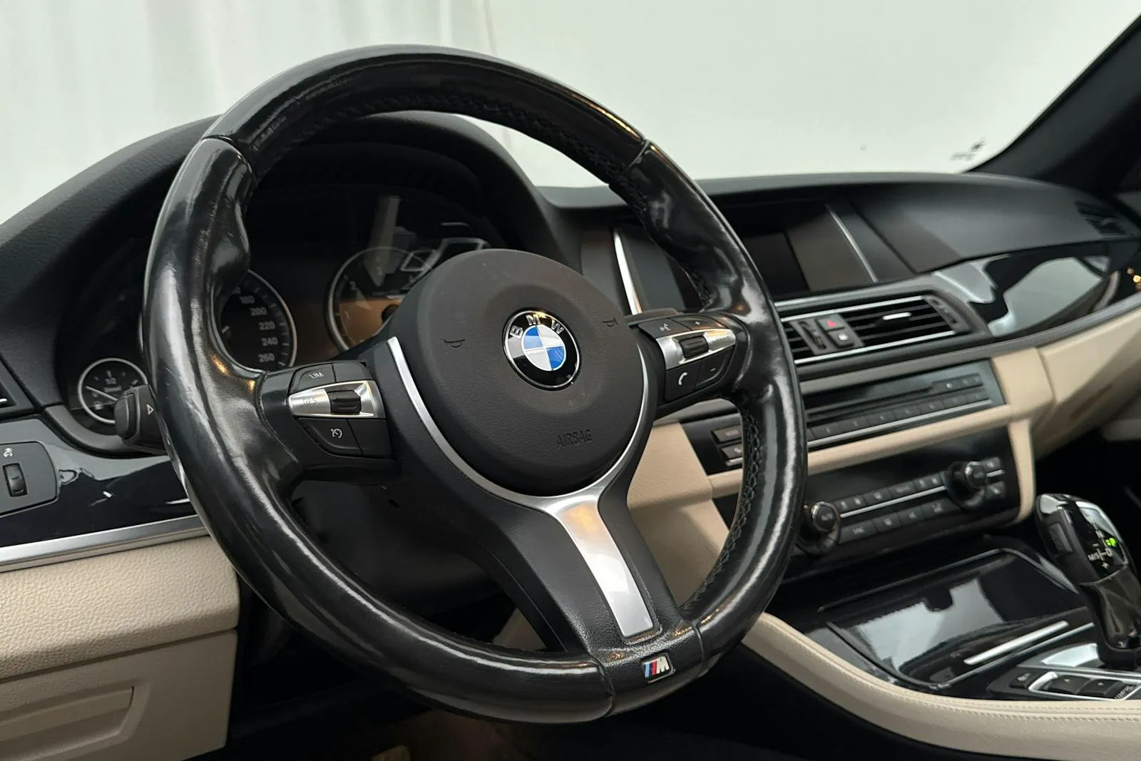 BMW 520 bild 14