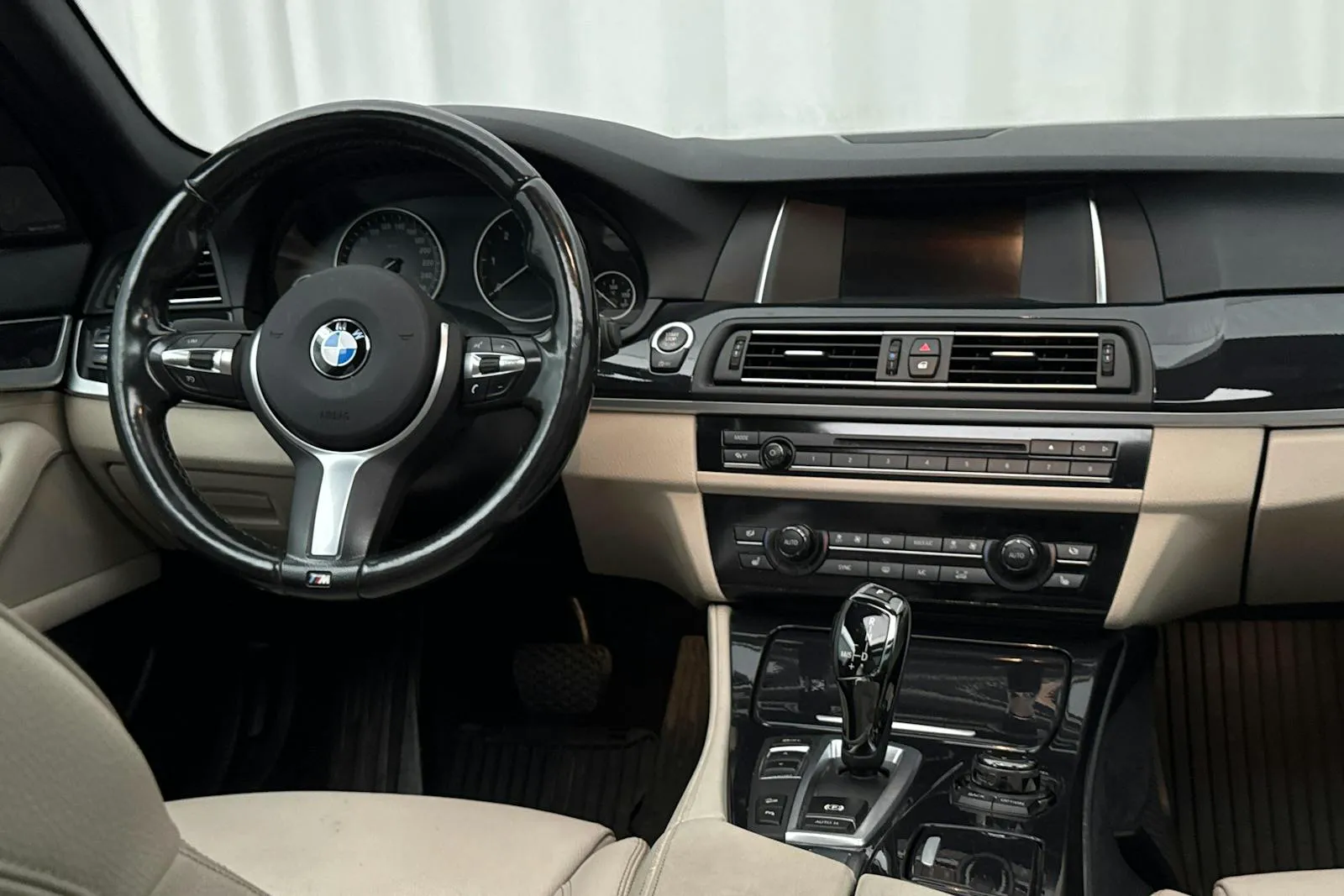BMW 520 bild 15