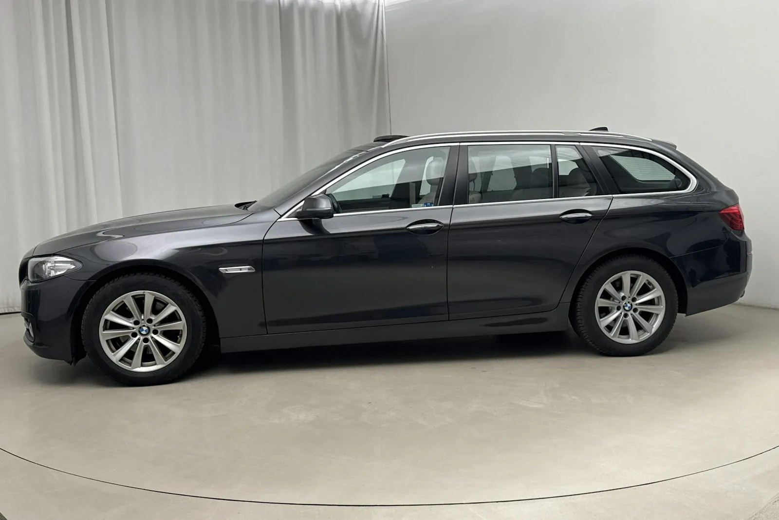 BMW 520 bild 2