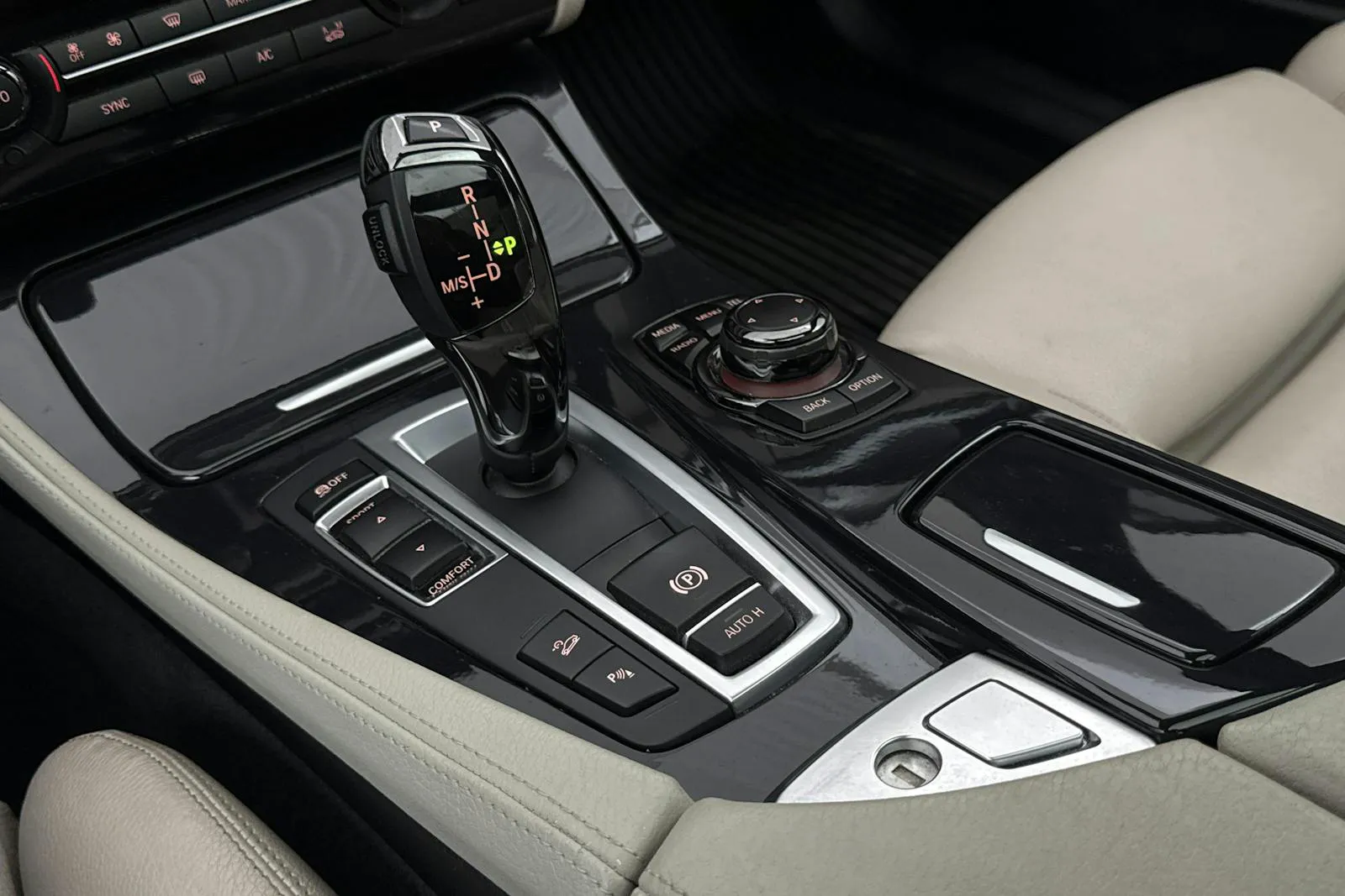 BMW 520 bild 13