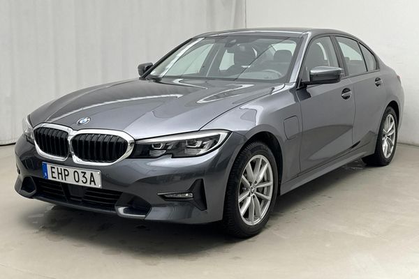 BMW 330 e xDrive Sedan, G20 (292hk) - 2021