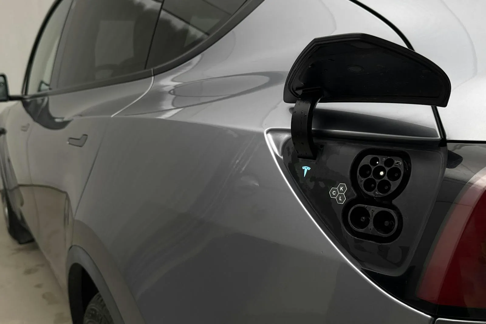 Tesla Model Y bild 23