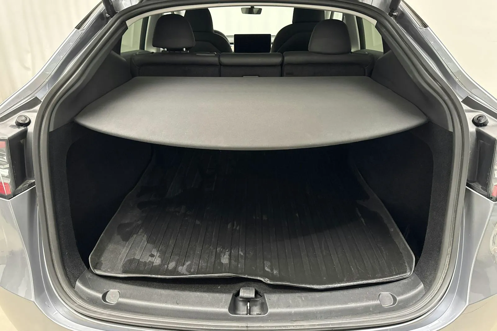 Tesla Model Y bild 9