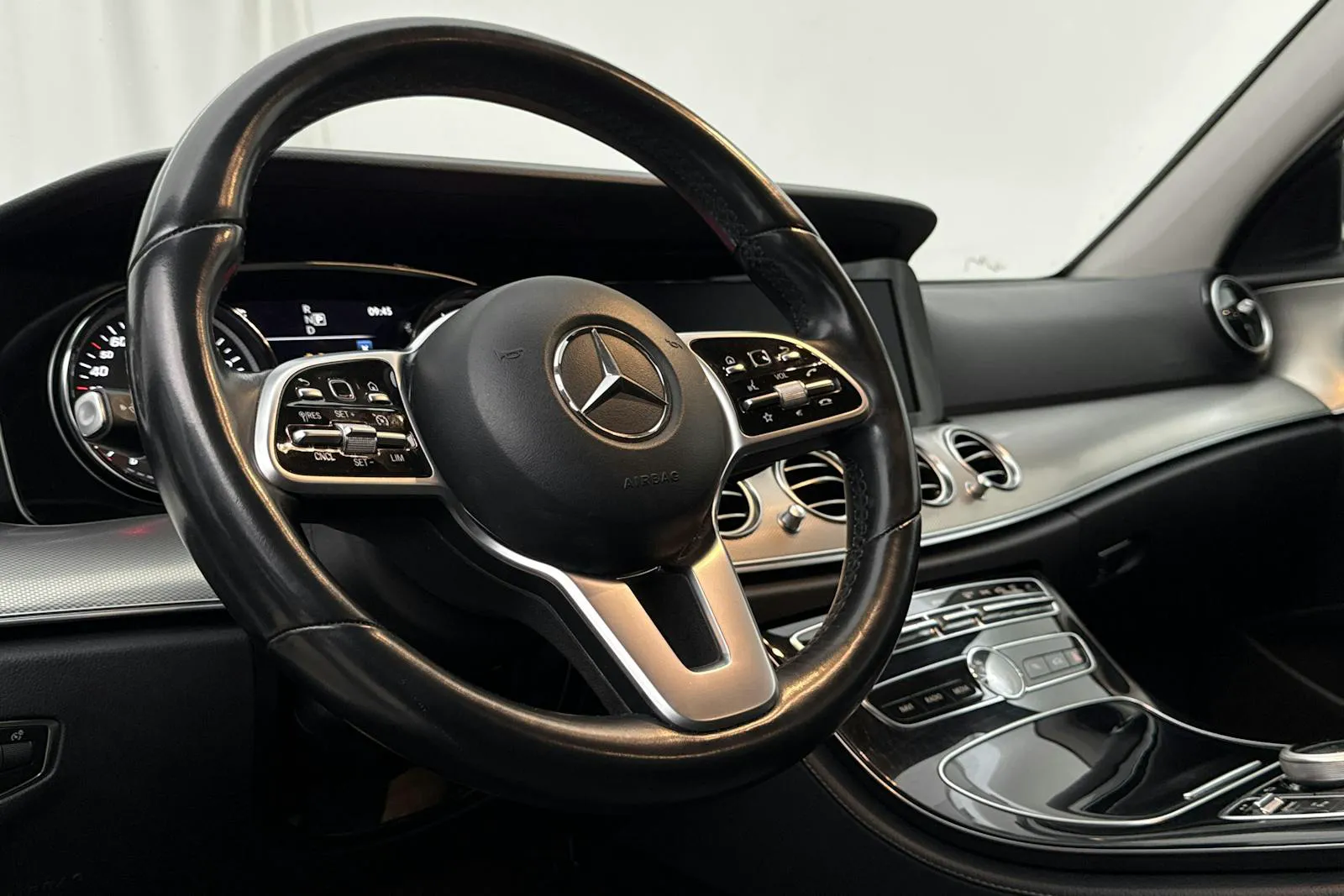 Mercedes E200 bild 15