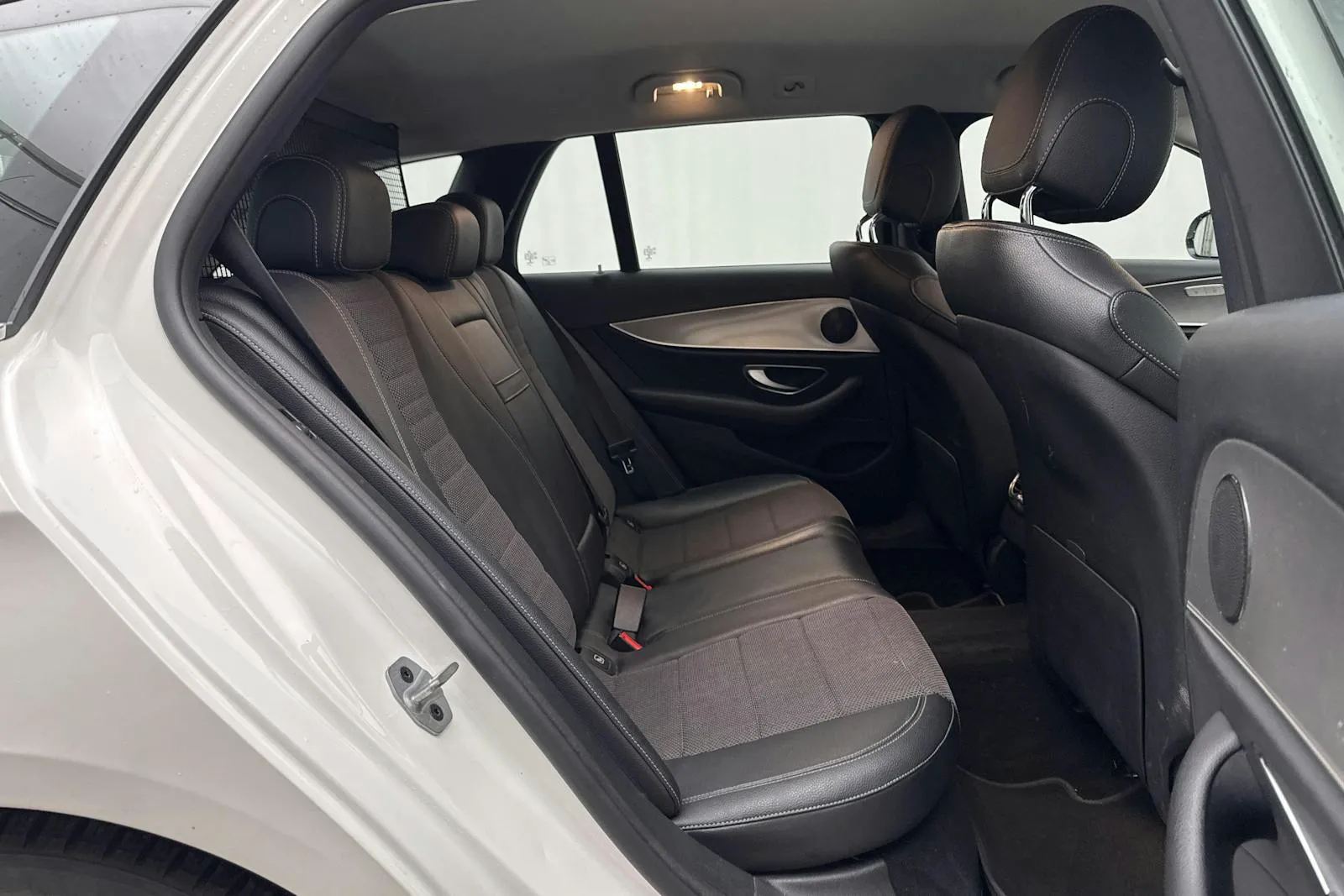 Mercedes E200 bild 8