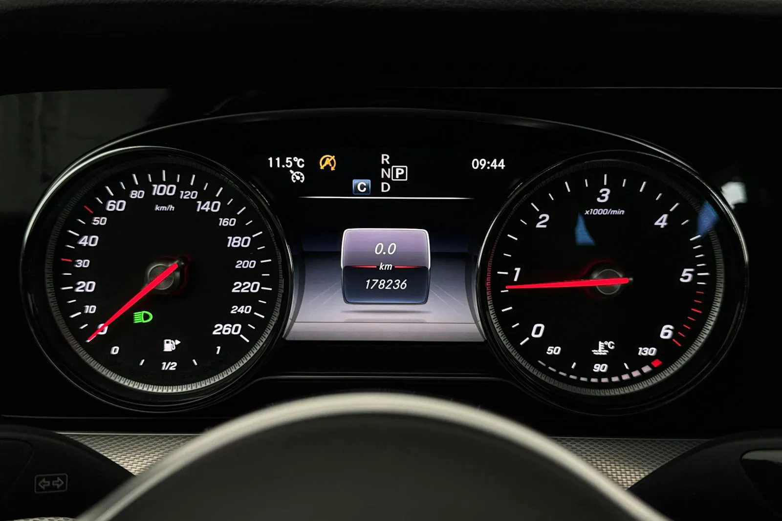 Mercedes E200 bild 10