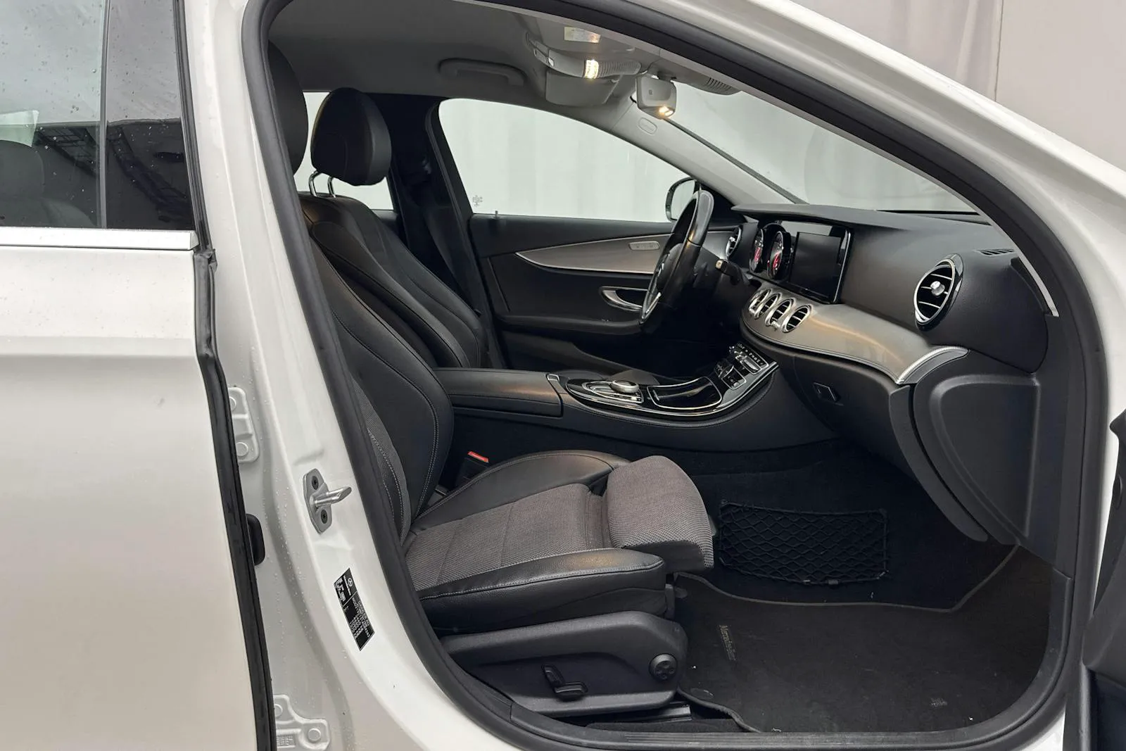 Mercedes E200 bild 7