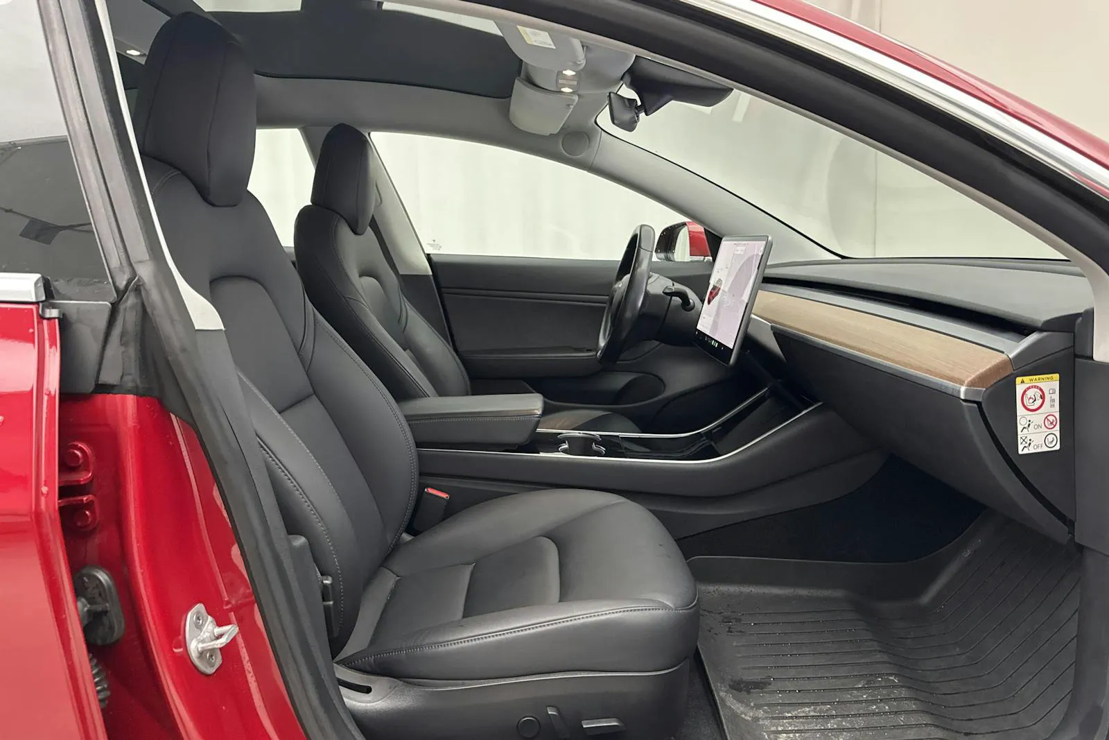 Tesla Model 3 bild 7