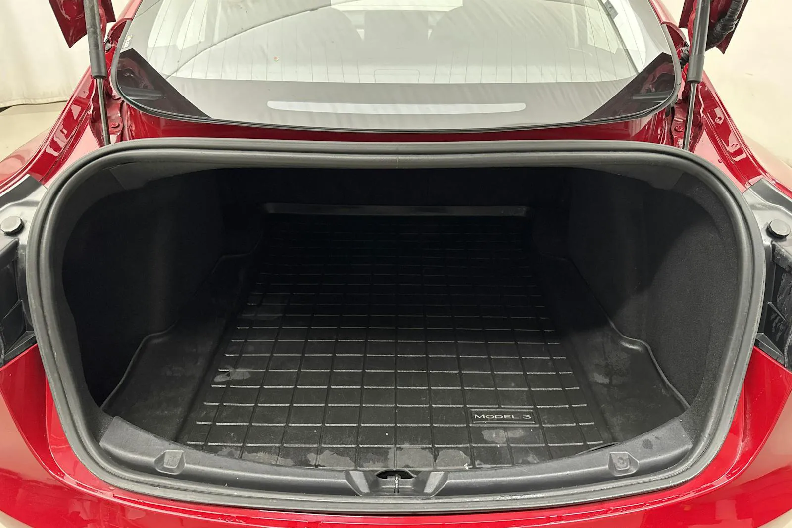 Tesla Model 3 bild 9