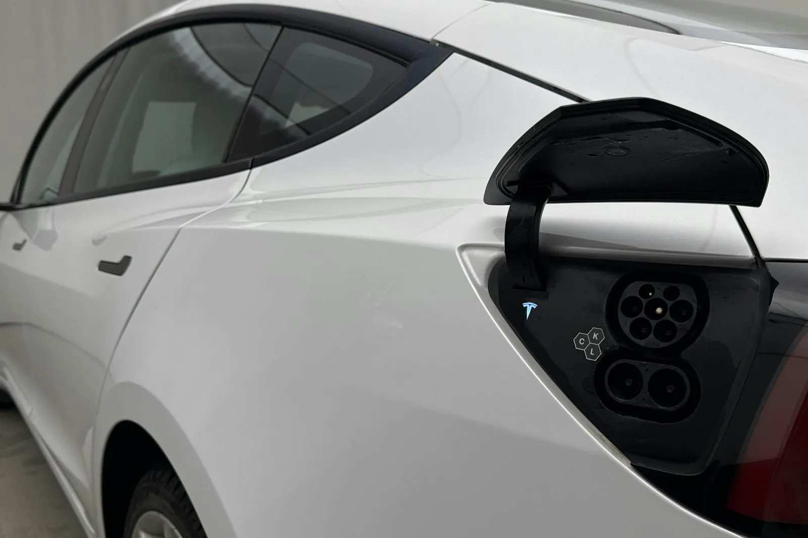 Tesla Model 3 bild 22