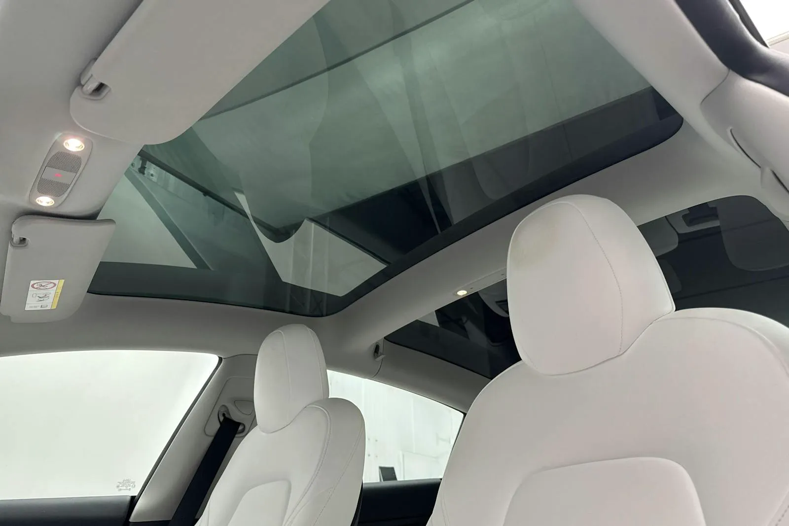 Tesla Model 3 bild 16