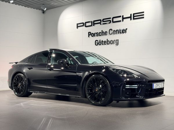 Porsche Panamera GTS GTS - 2027