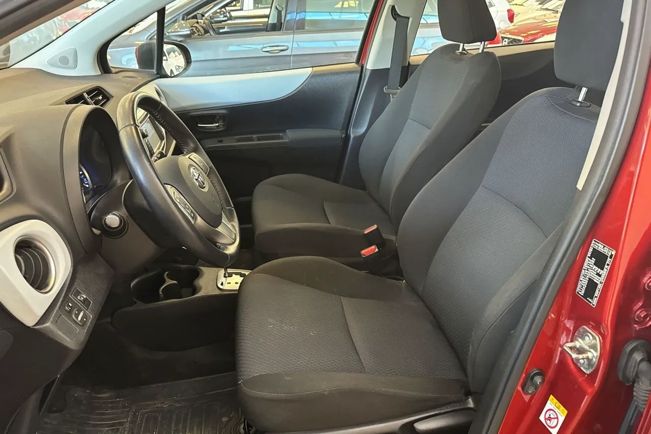 Toyota Yaris bild 12