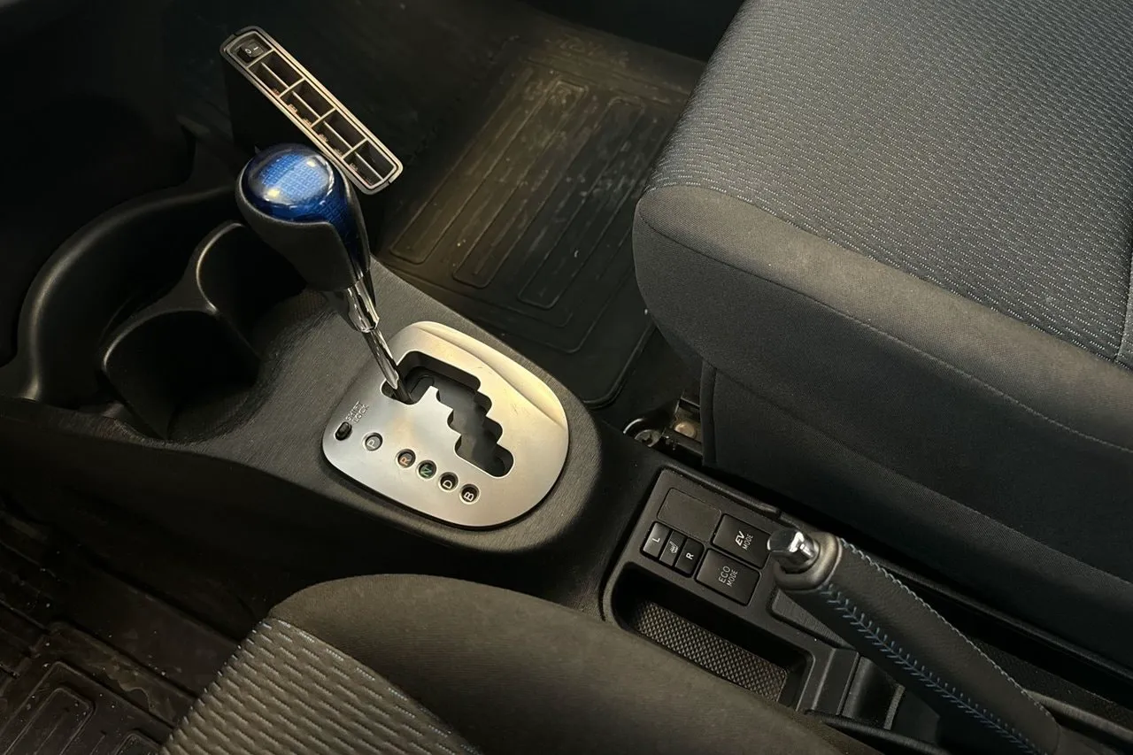 Toyota Yaris bild 19