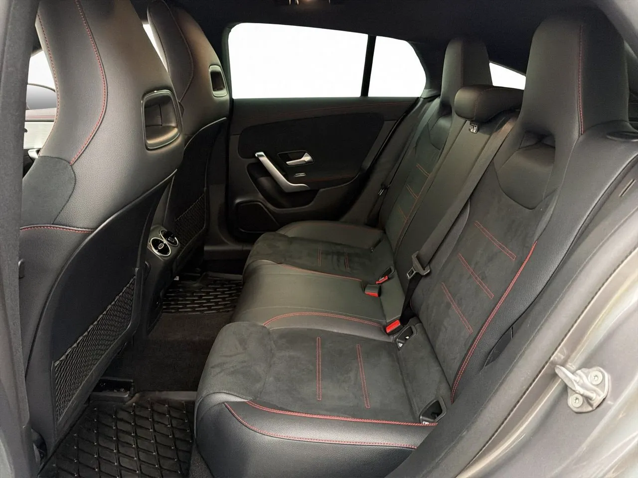 Mercedes CLA200 bild 12
