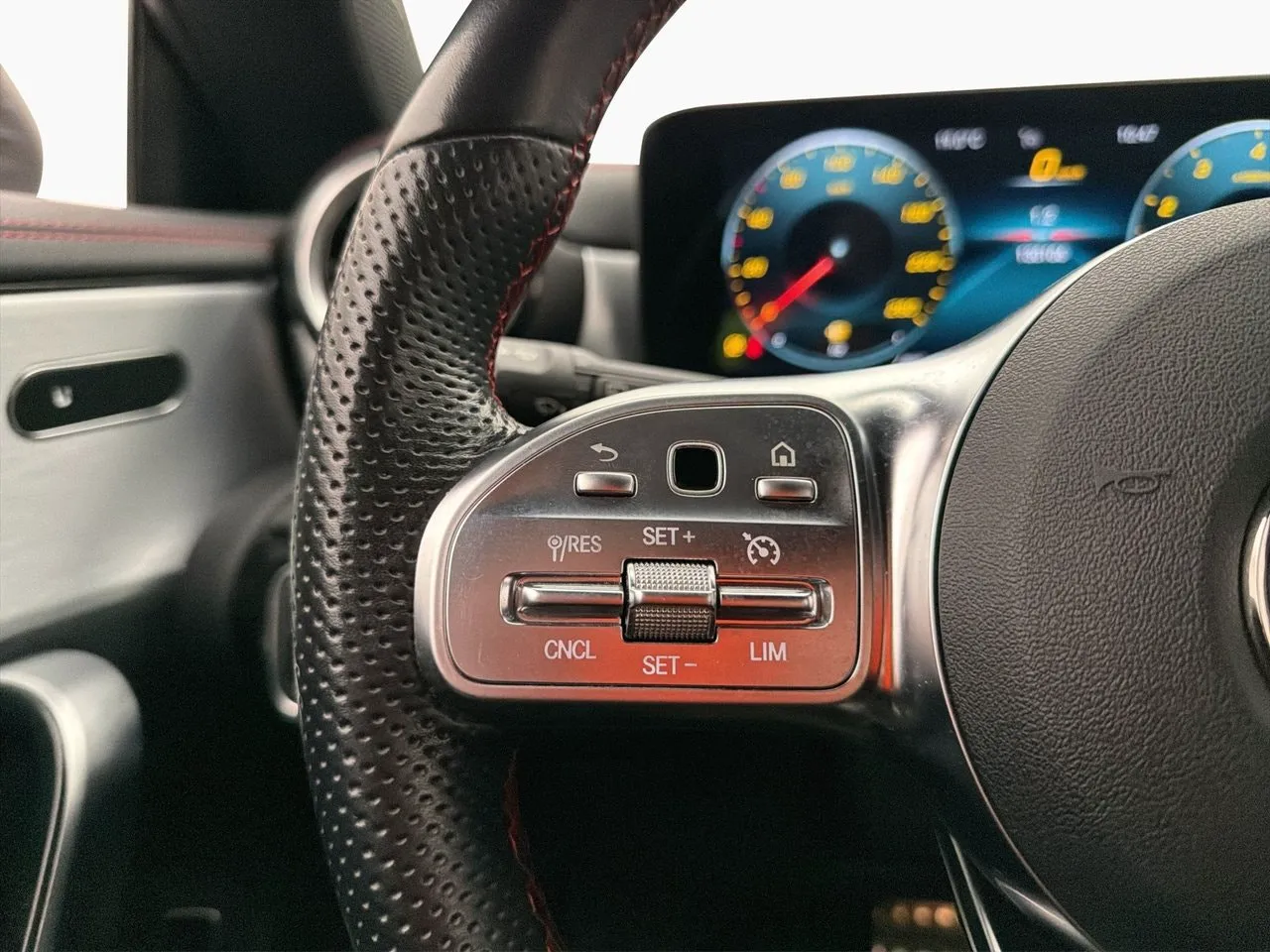 Mercedes CLA200 bild 18