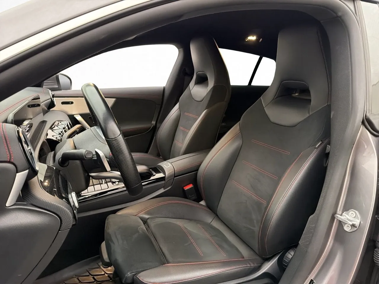 Mercedes CLA200 bild 16