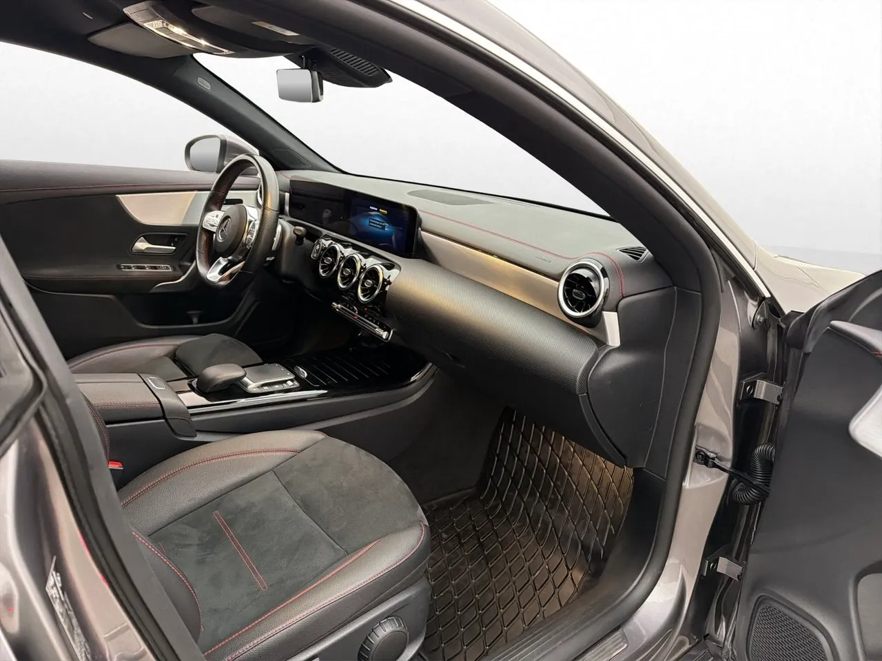 Mercedes CLA200 bild 11