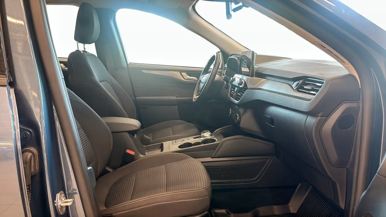 Ford Kuga bild 3