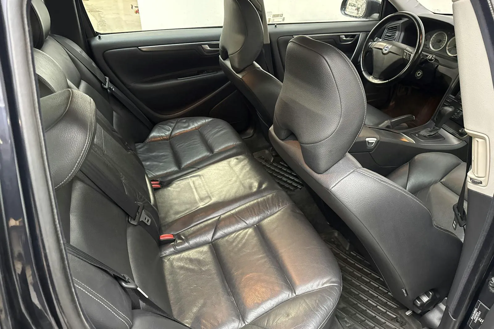 Volvo V70 bild 8