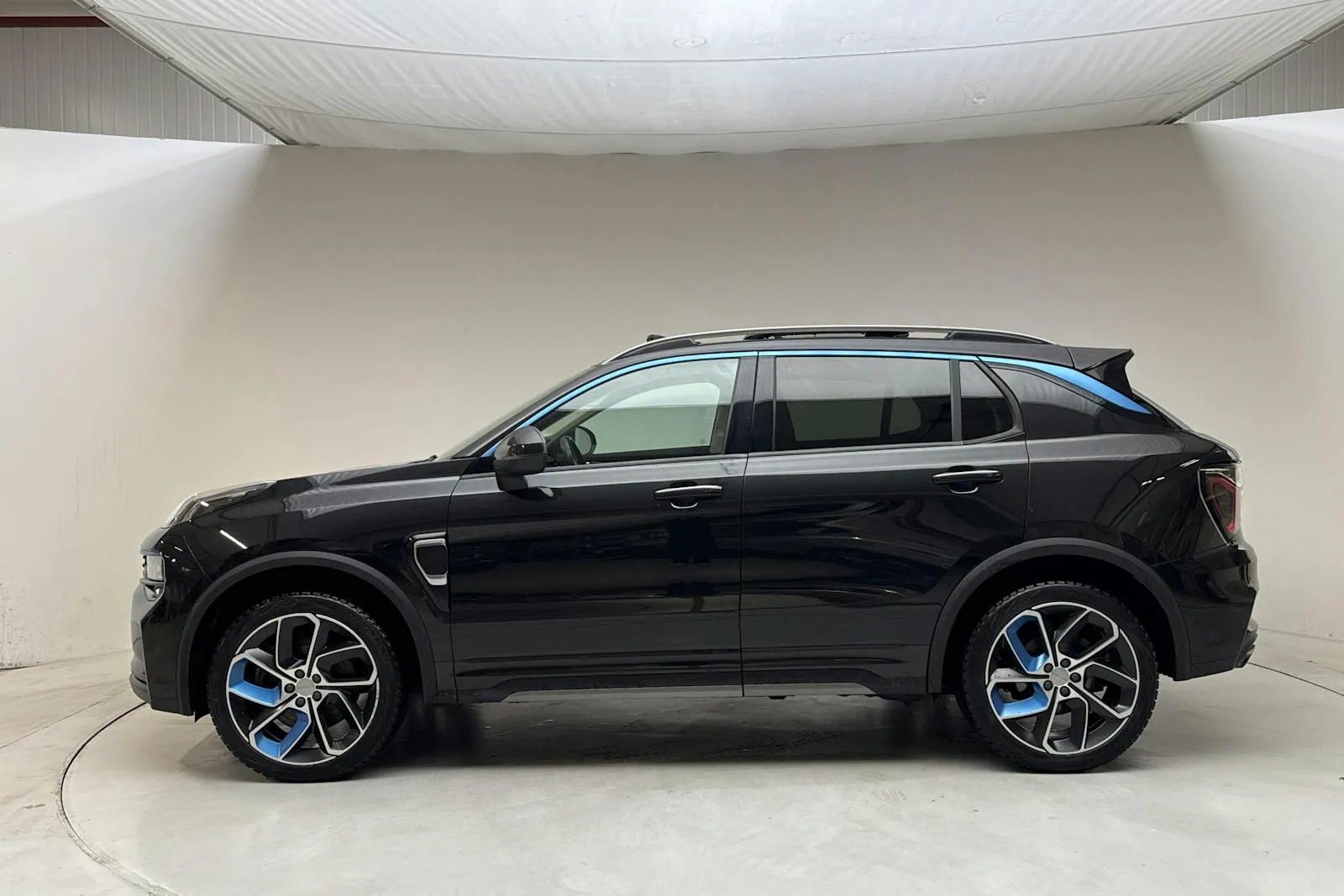 Lynk & Co 01 bild 2