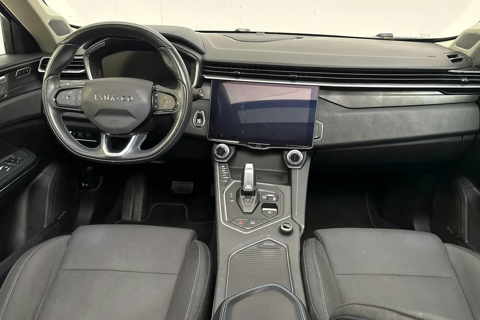 Lynk & Co 01 bild 6
