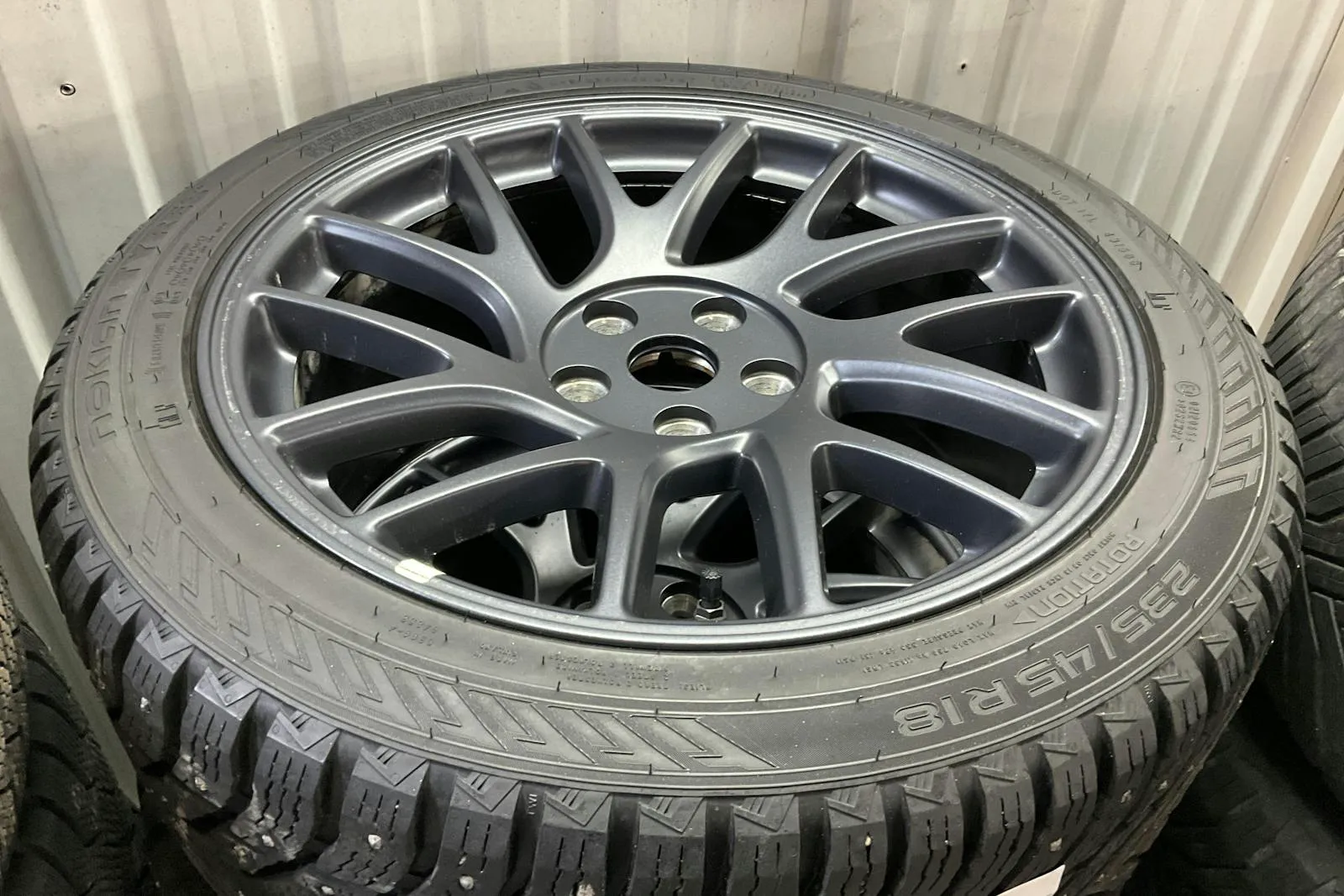 Tesla Model 3 bild 21