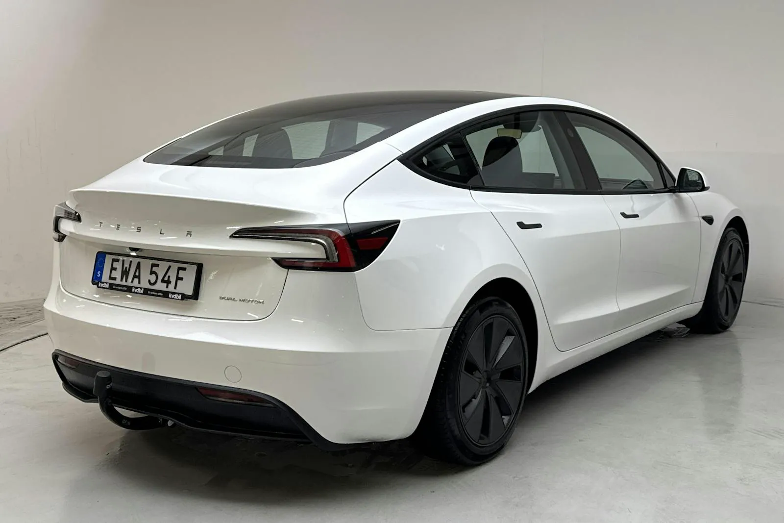 Tesla Model 3 bild 3