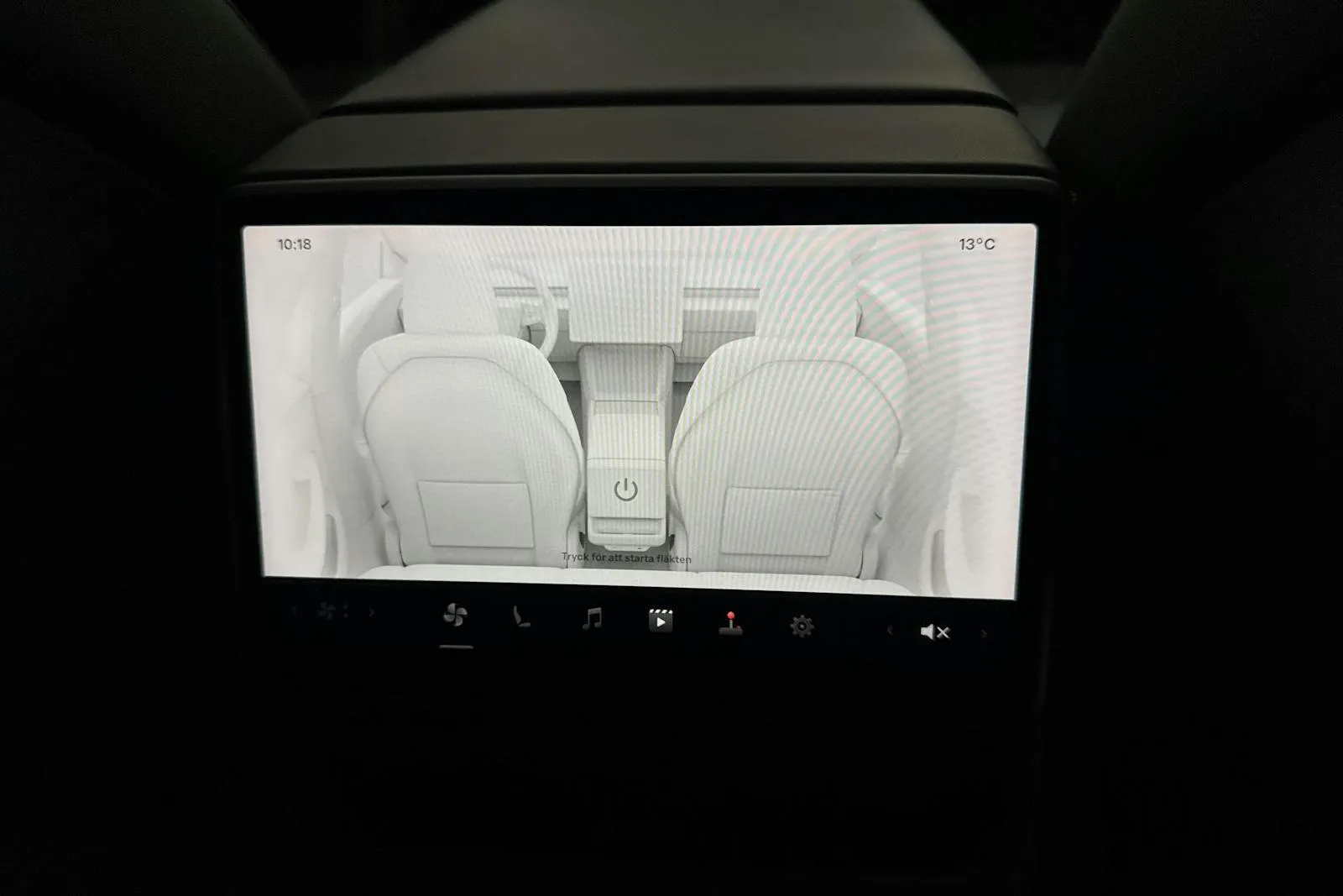 Tesla Model 3 bild 14