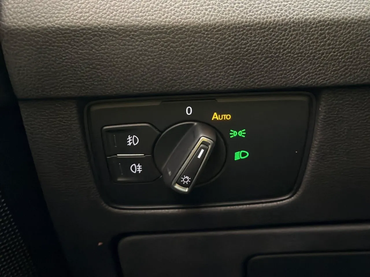 Volkswagen Passat bild 30