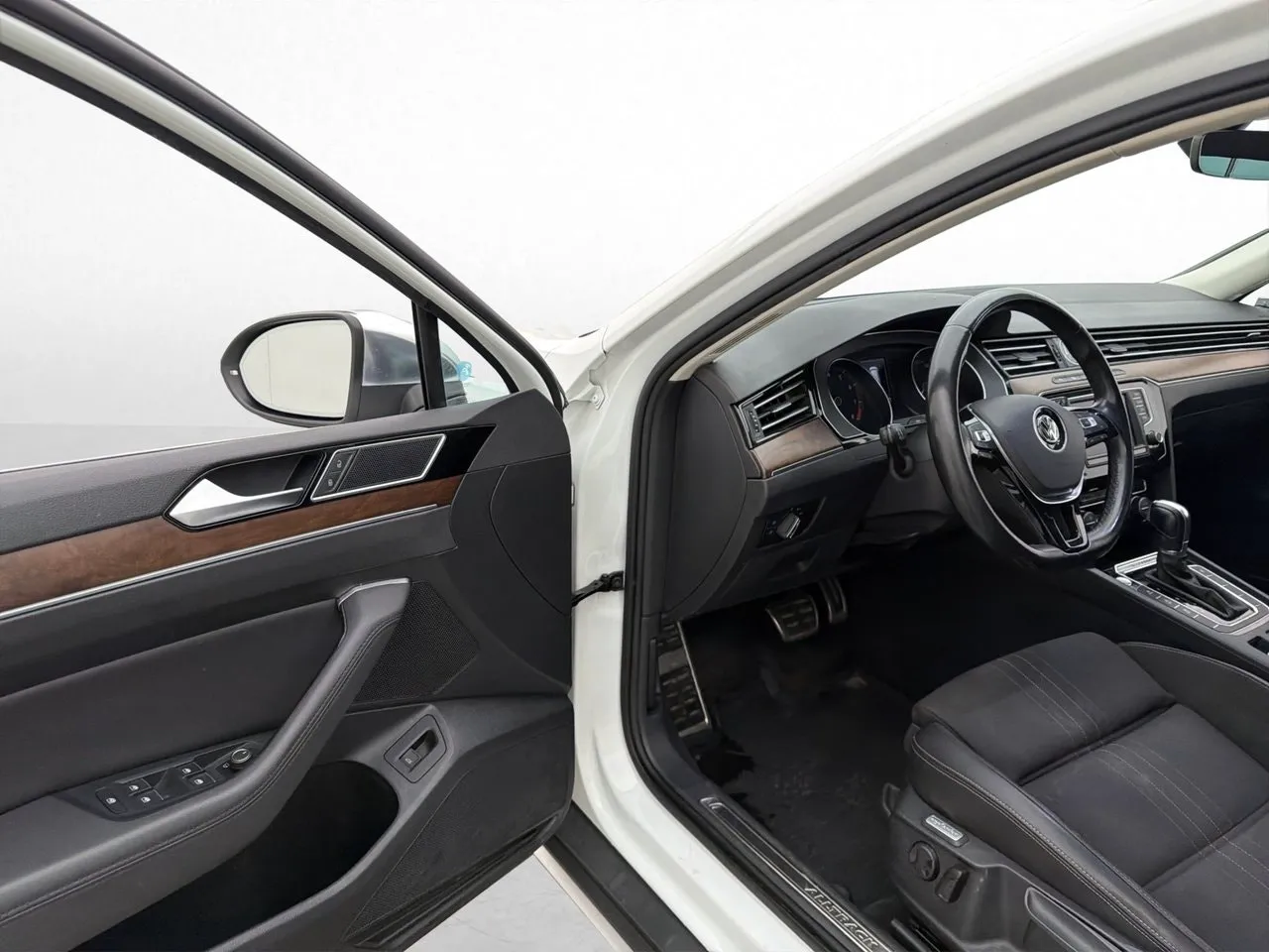 Volkswagen Passat bild 12