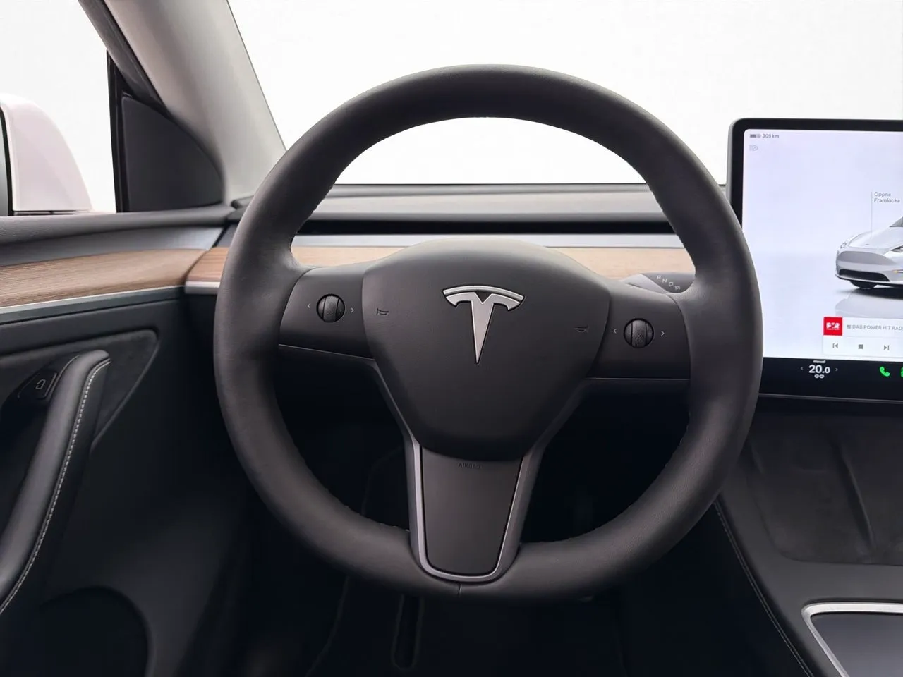 Tesla Model Y bild 22