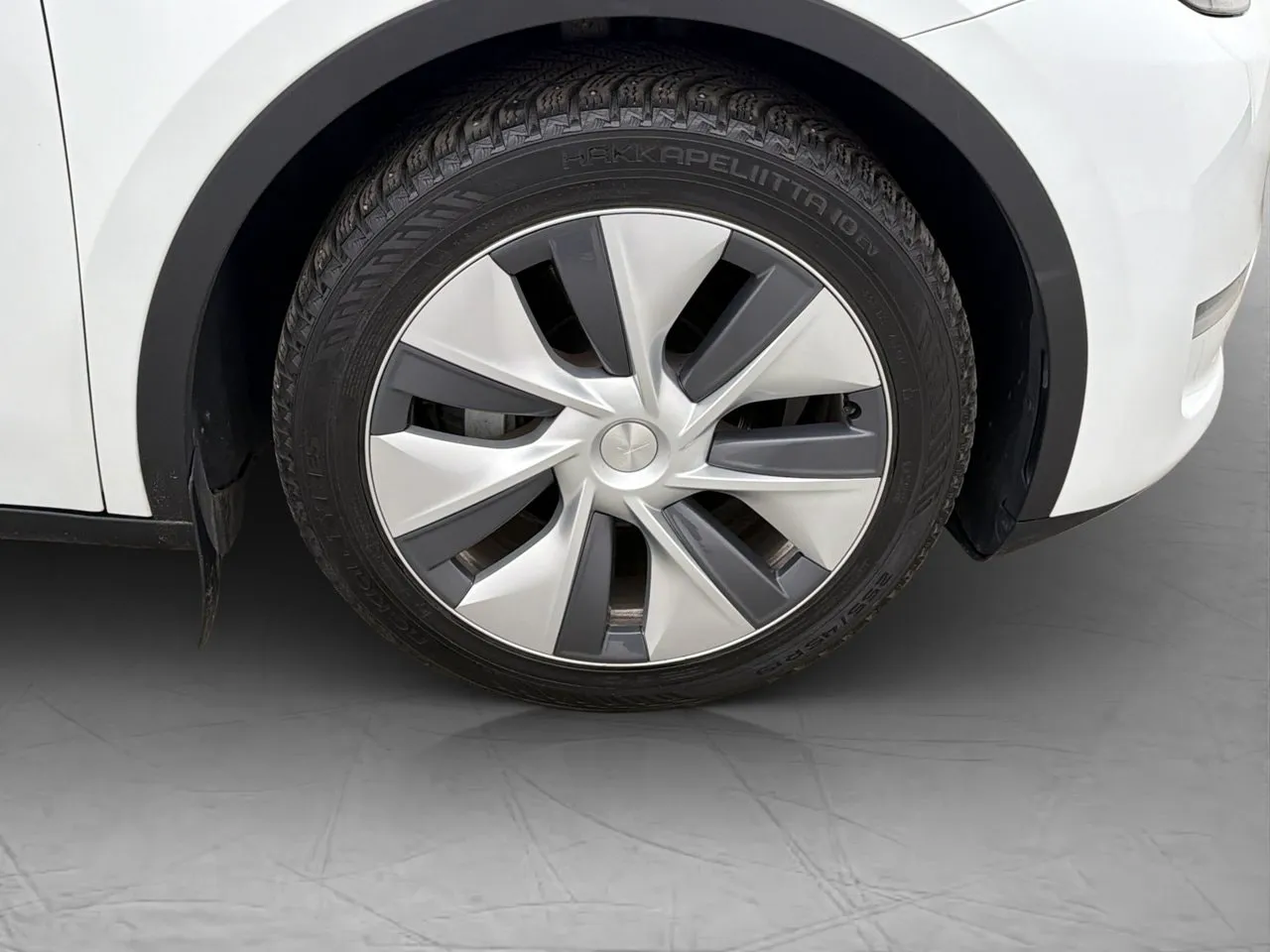 Tesla Model Y bild 11