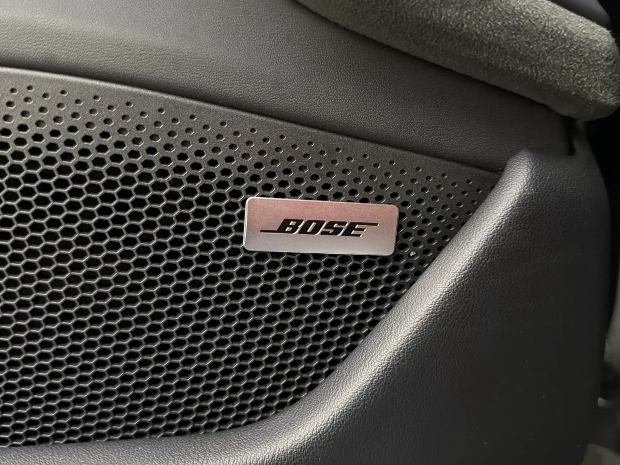 Porsche Taycan bild 14