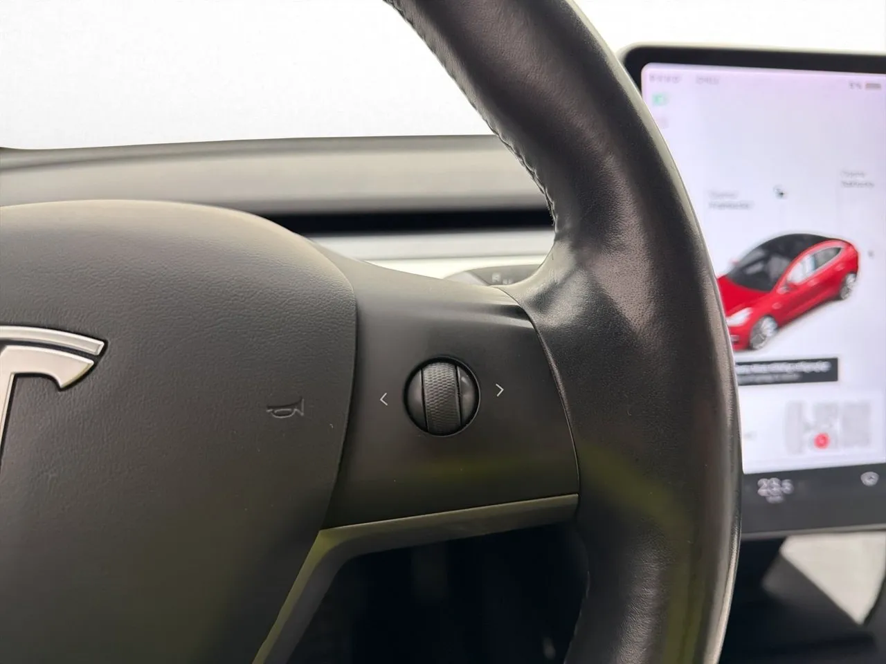 Tesla Model 3 bild 29