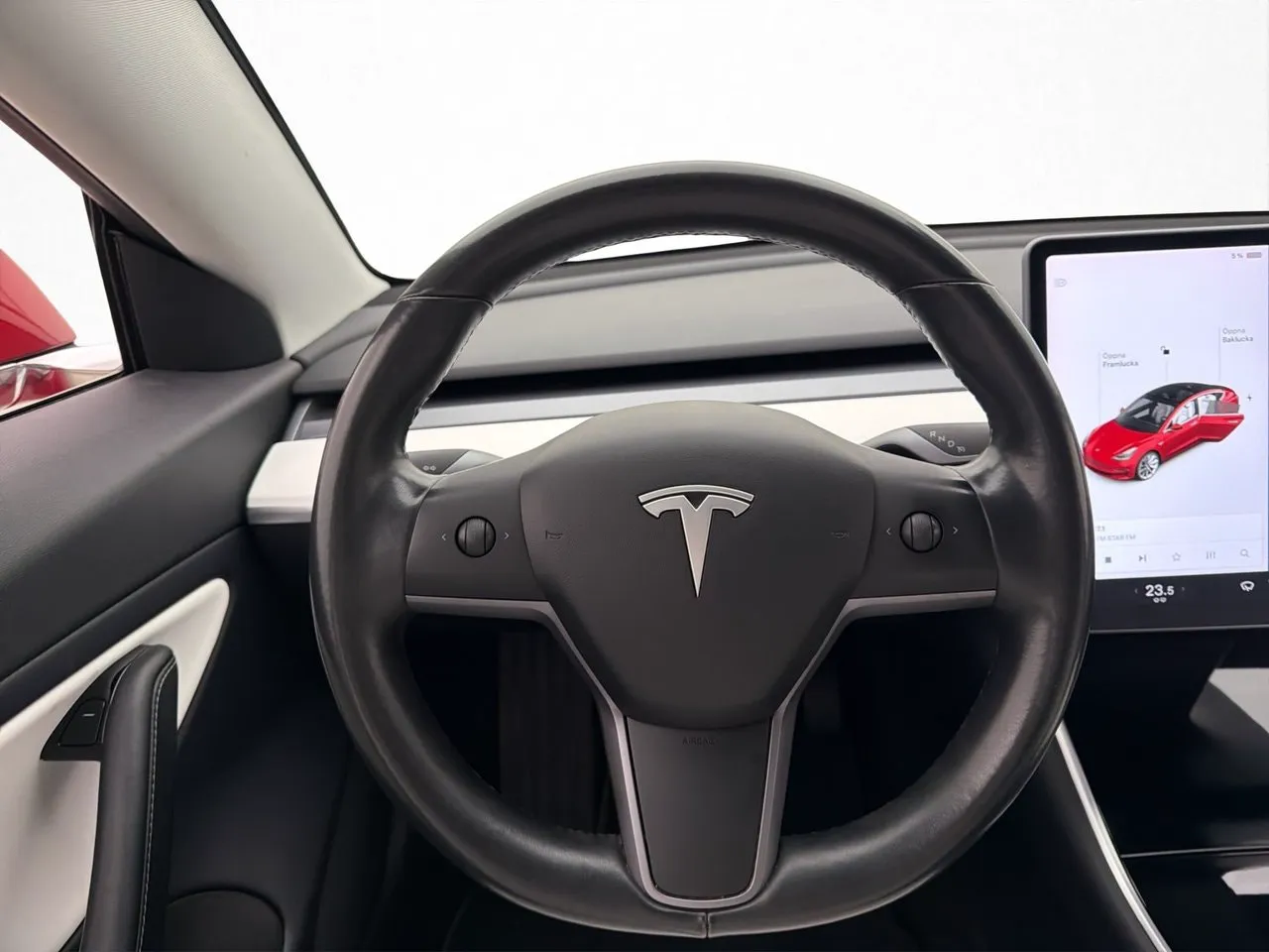 Tesla Model 3 bild 19