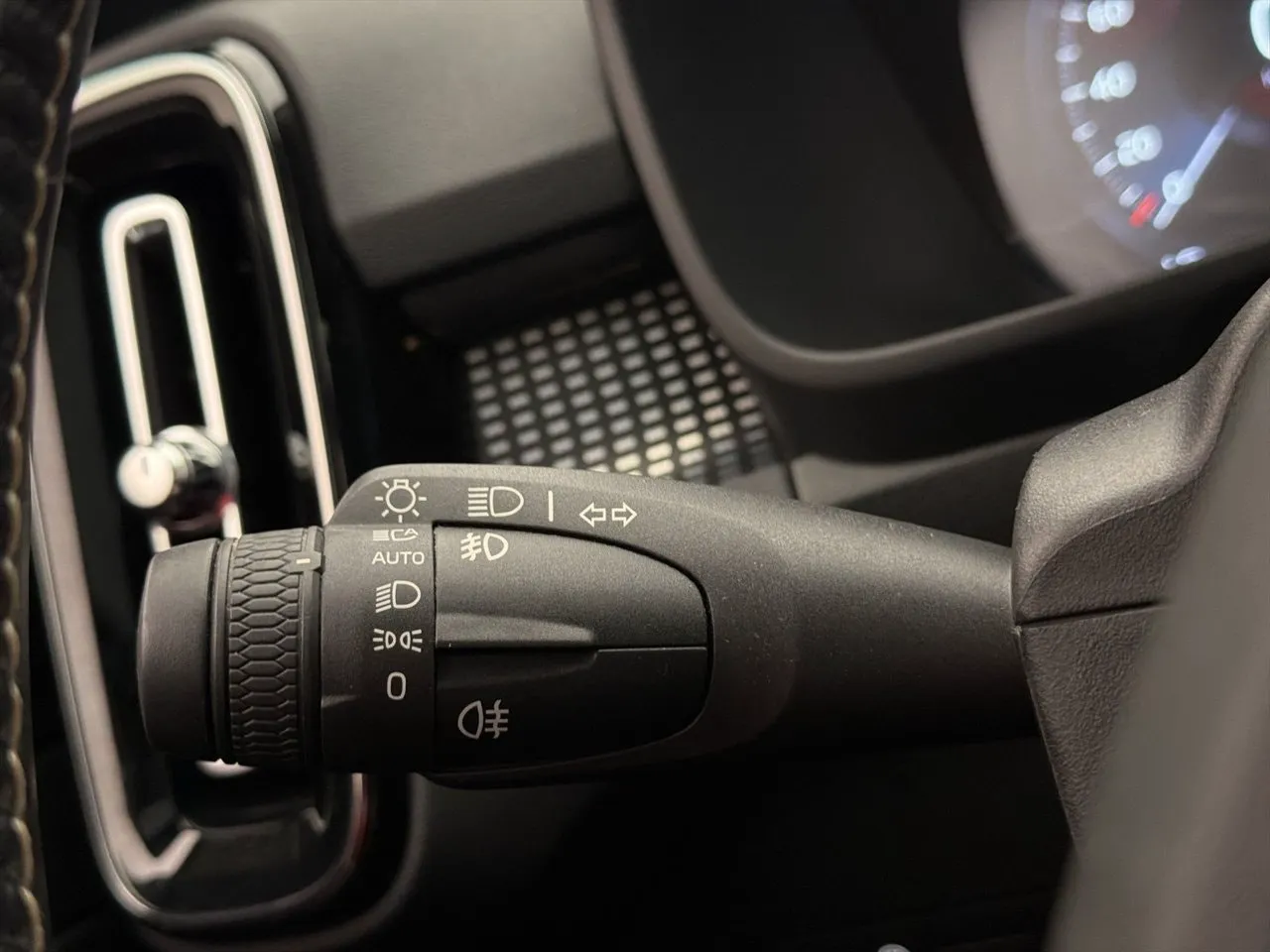 Volvo XC40 bild 23