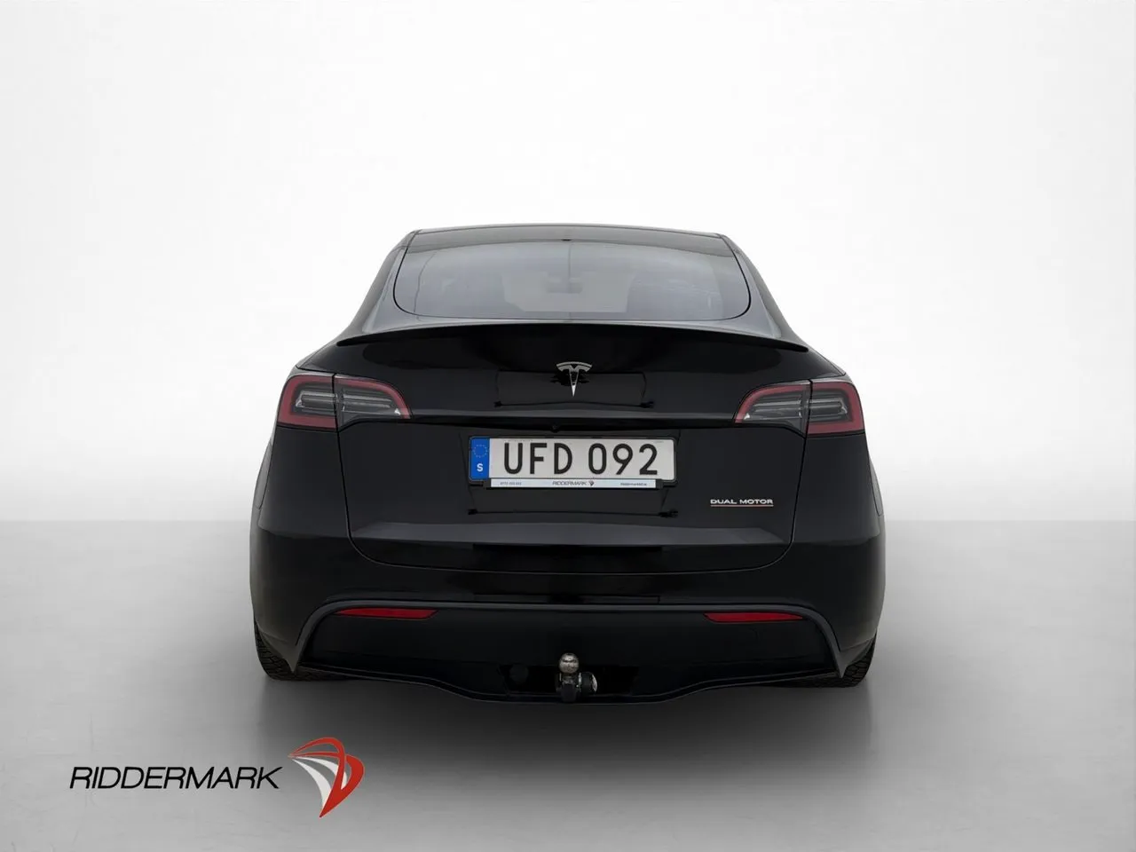 Tesla Model Y bild 8