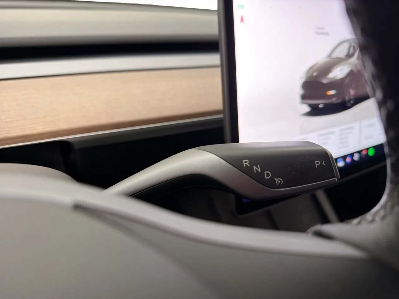 Tesla Model Y bild 21
