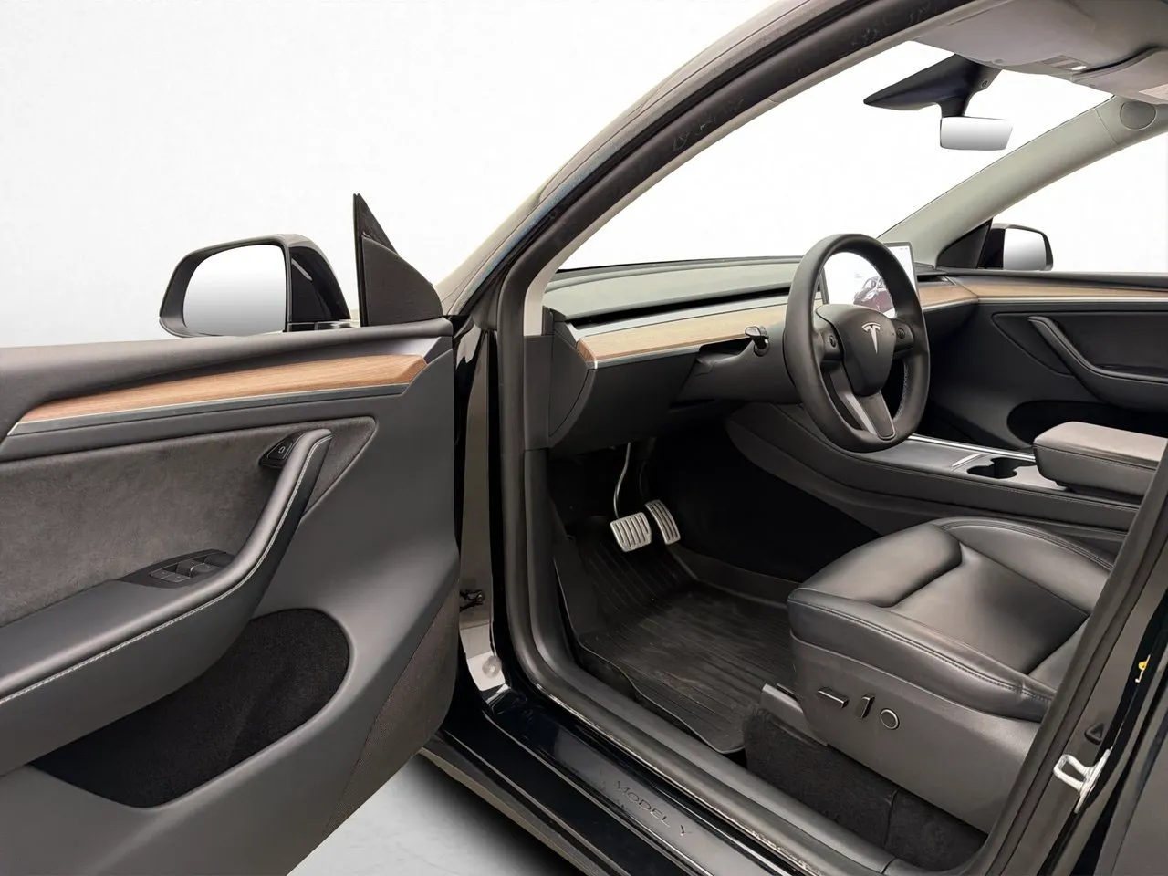 Tesla Model Y bild 13