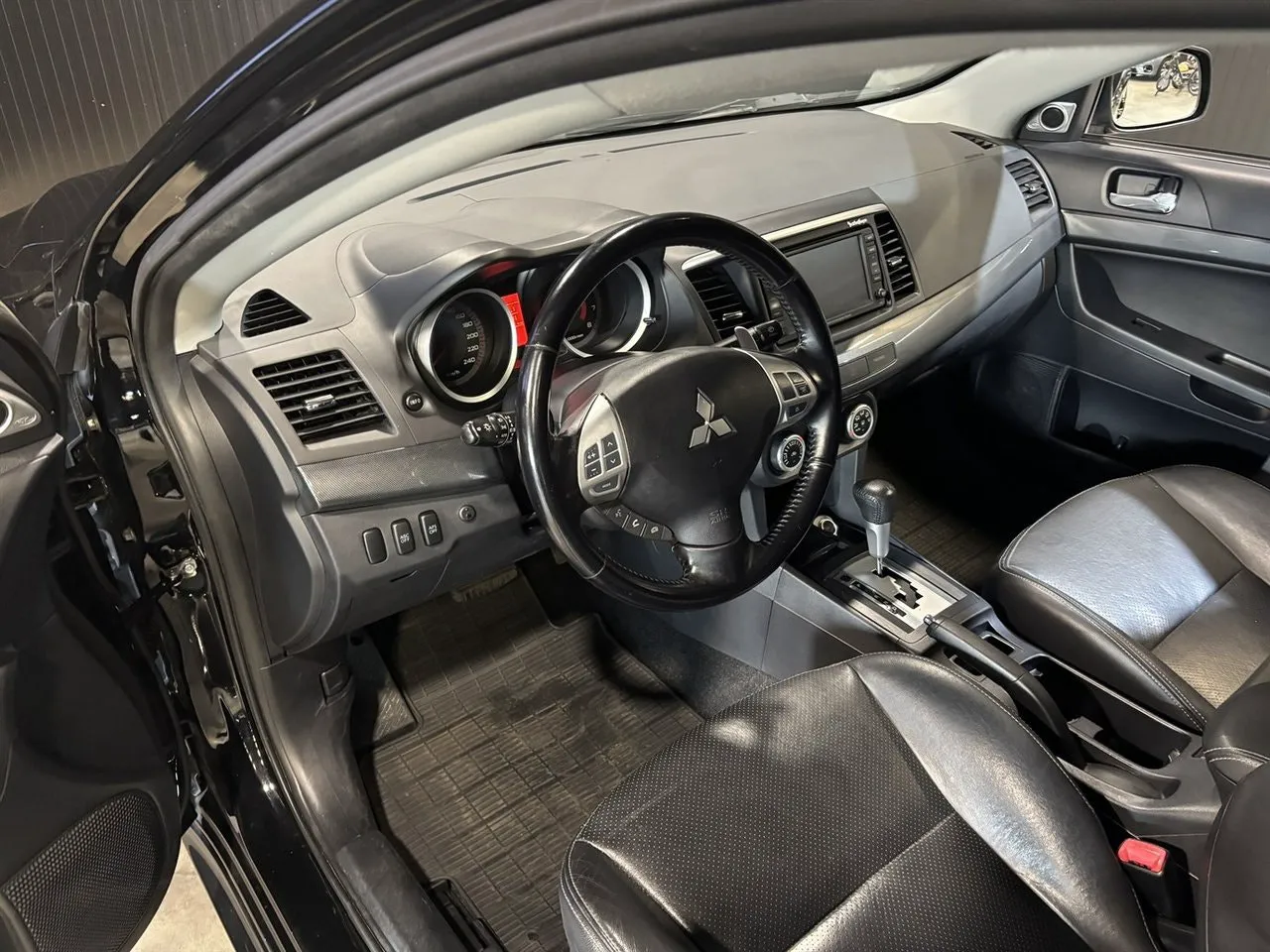 Mitsubishi Lancer bild 8
