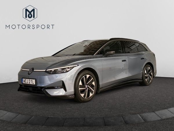Volkswagen ID.7 Pro Tourer Adapt-fart Värmepump Backkamera HUD Pano H/K - 2025