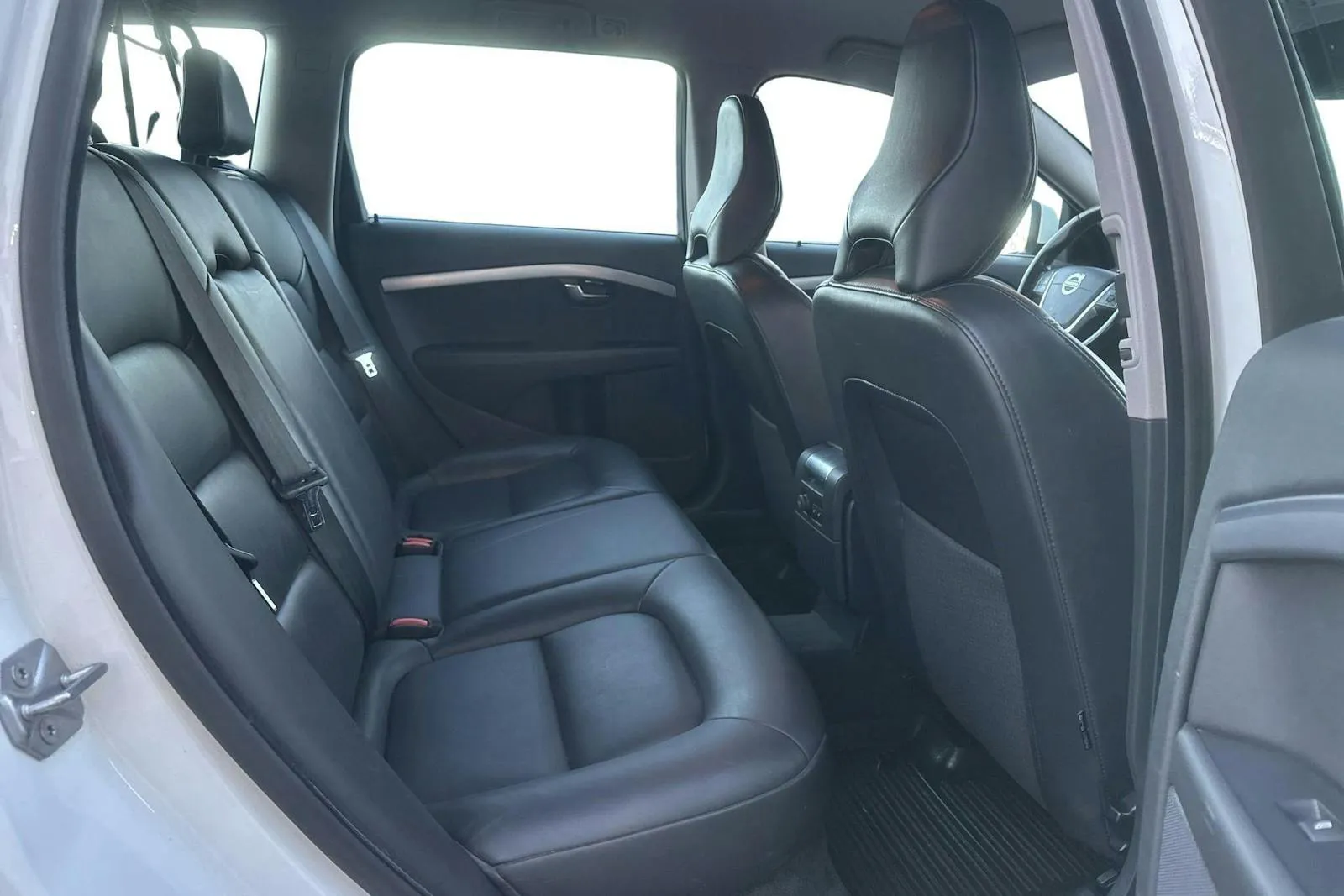 Volvo V70 bild 8