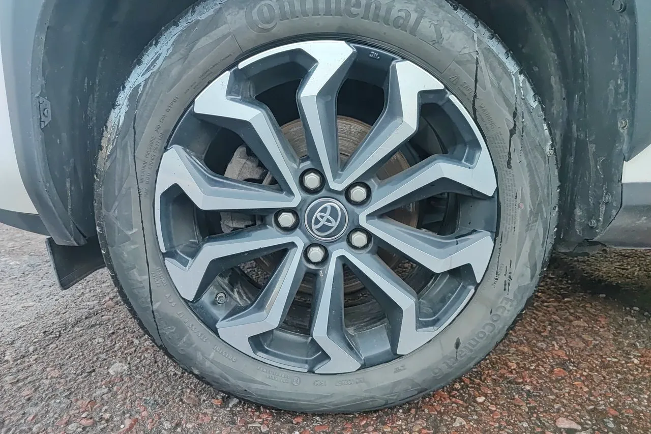 Toyota Yaris Cross bild 14