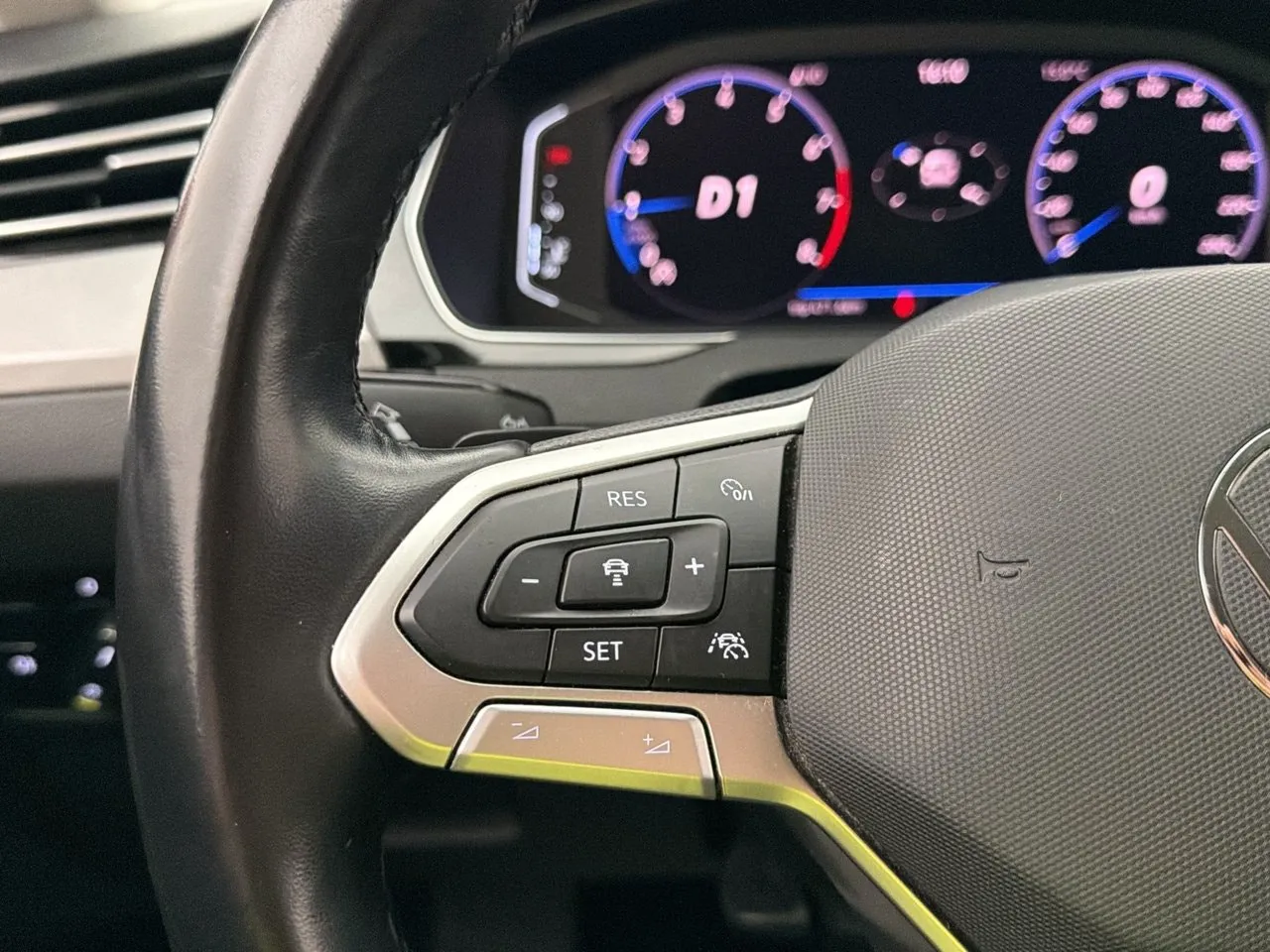 Volkswagen Passat bild 15