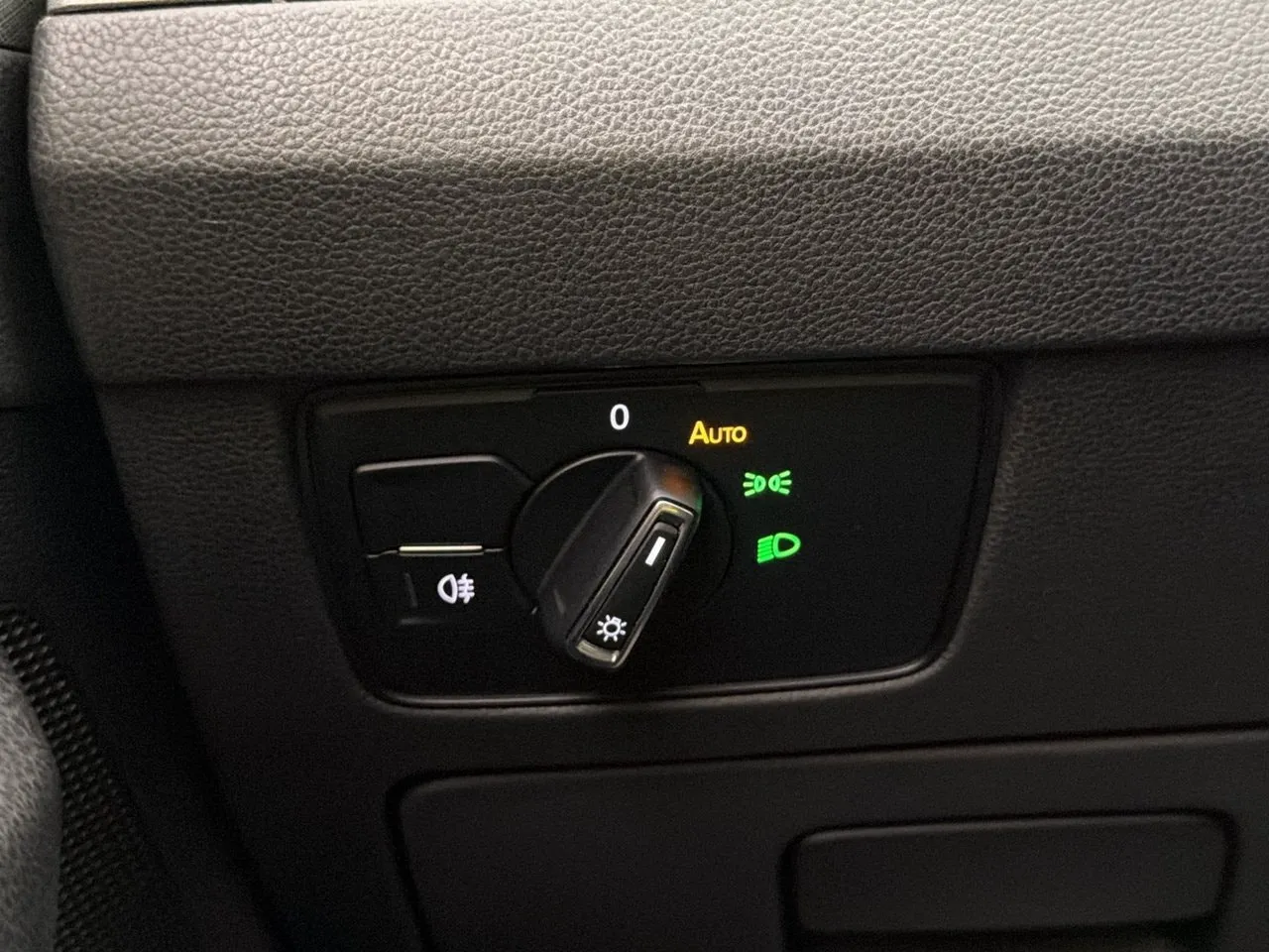 Volkswagen Passat bild 34